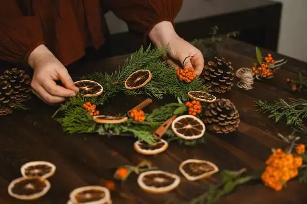 Christmas decoration workshop